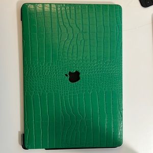 Emerald Faux Crocodile MacBook Case